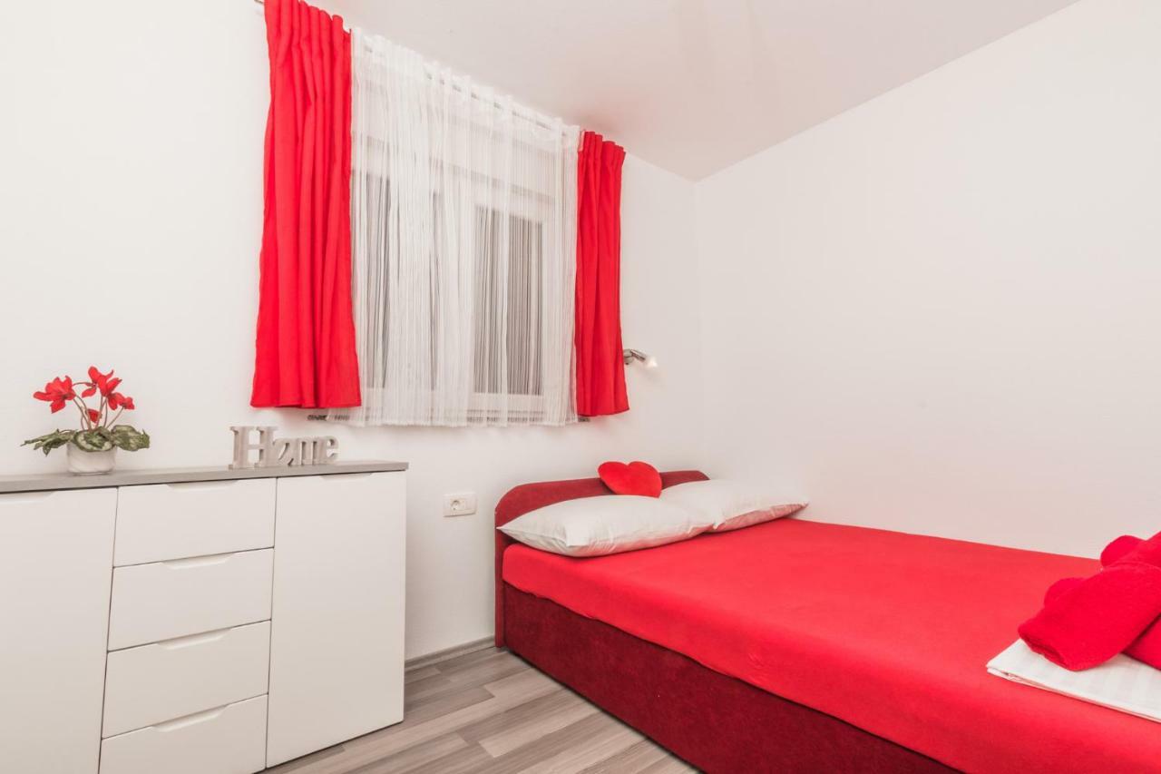 Apartments Karalic Crikvenica Kültér fotó