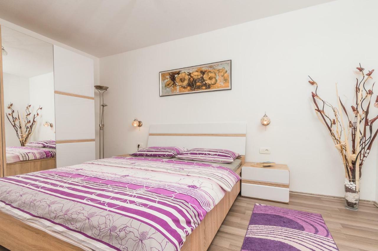 Apartments Karalic Crikvenica Kültér fotó